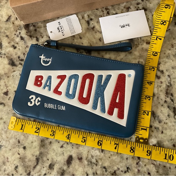 NWT Coach Bazooka Limited Edition Large Wristlet - Picture 9 of 9